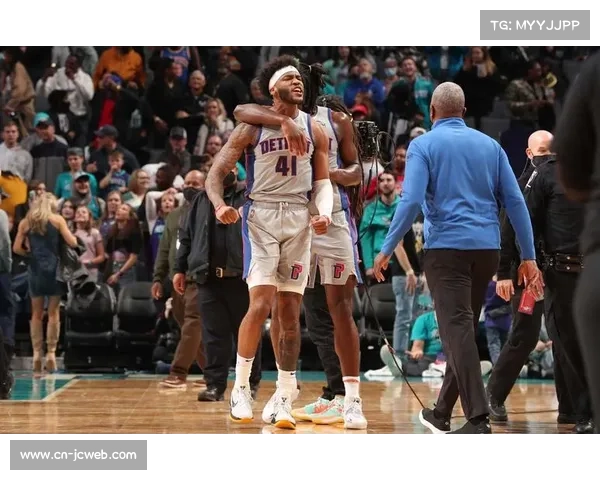 黄蜂对阵活塞，榜眼探花之战成鱼腩部队亮点